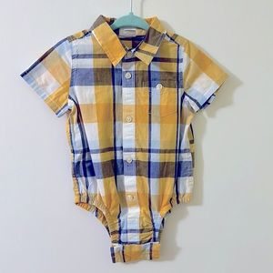 Baby Boys Bodysuit. Size 18 to 24 months.